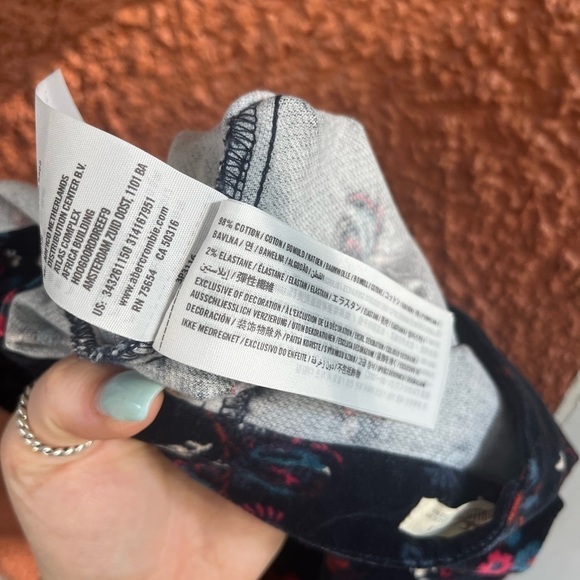 Hollister Button Up Floral Suede Skirt - Picture 4 of 4